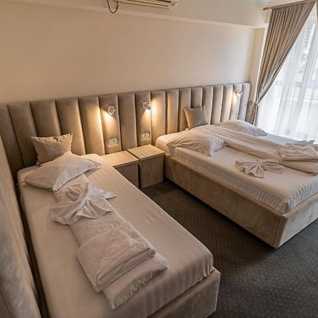 Camere De Inchiriat Elisei Timisoara Bagian luar foto